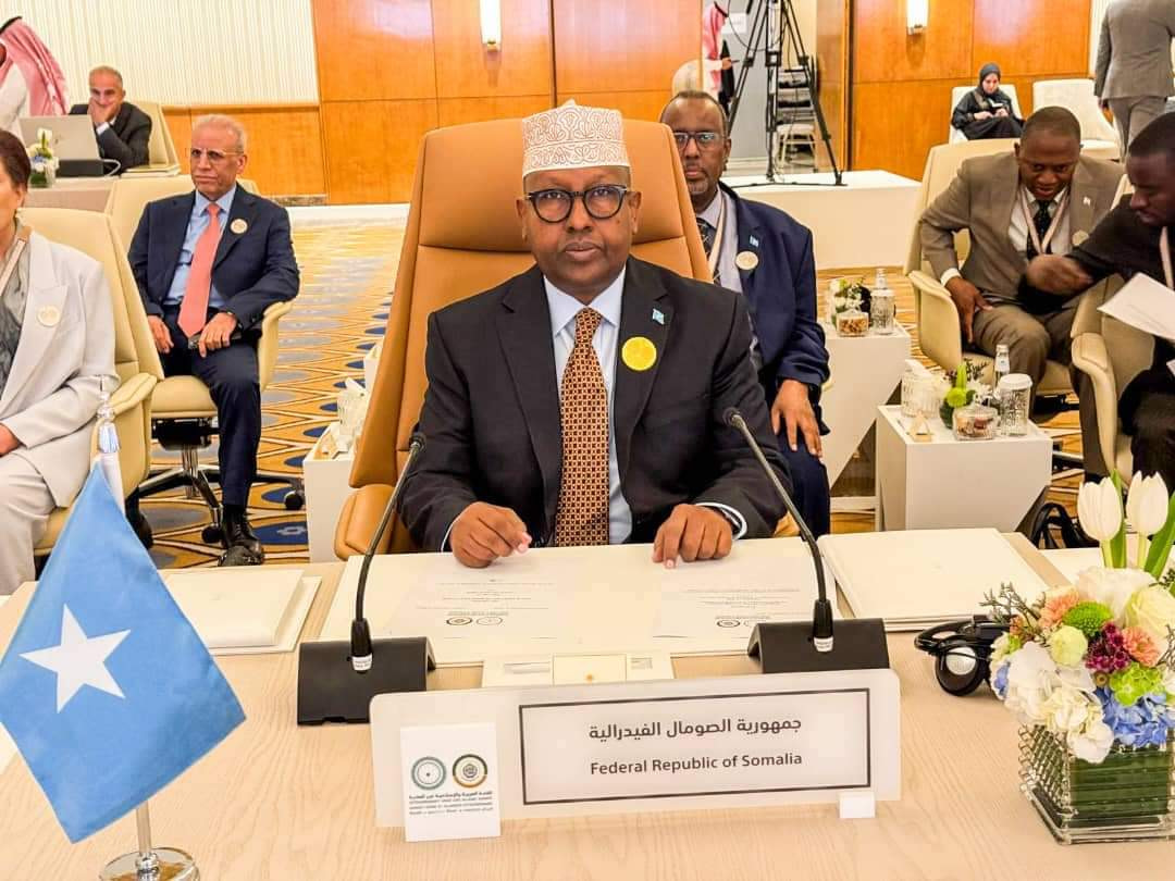 Foreign Minister Participates in the Preparatory Ministerial Meeting for the Extraordinary Arab-Islamic Summit in Riyadh