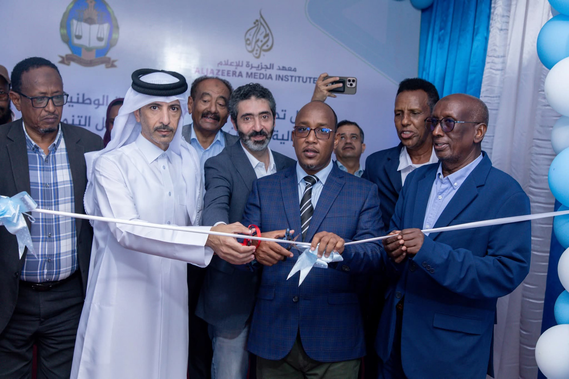 Jaamacadda Ummadda iyo Machadka Al Jazeera oo daah-furay laab warbaahineed cusub