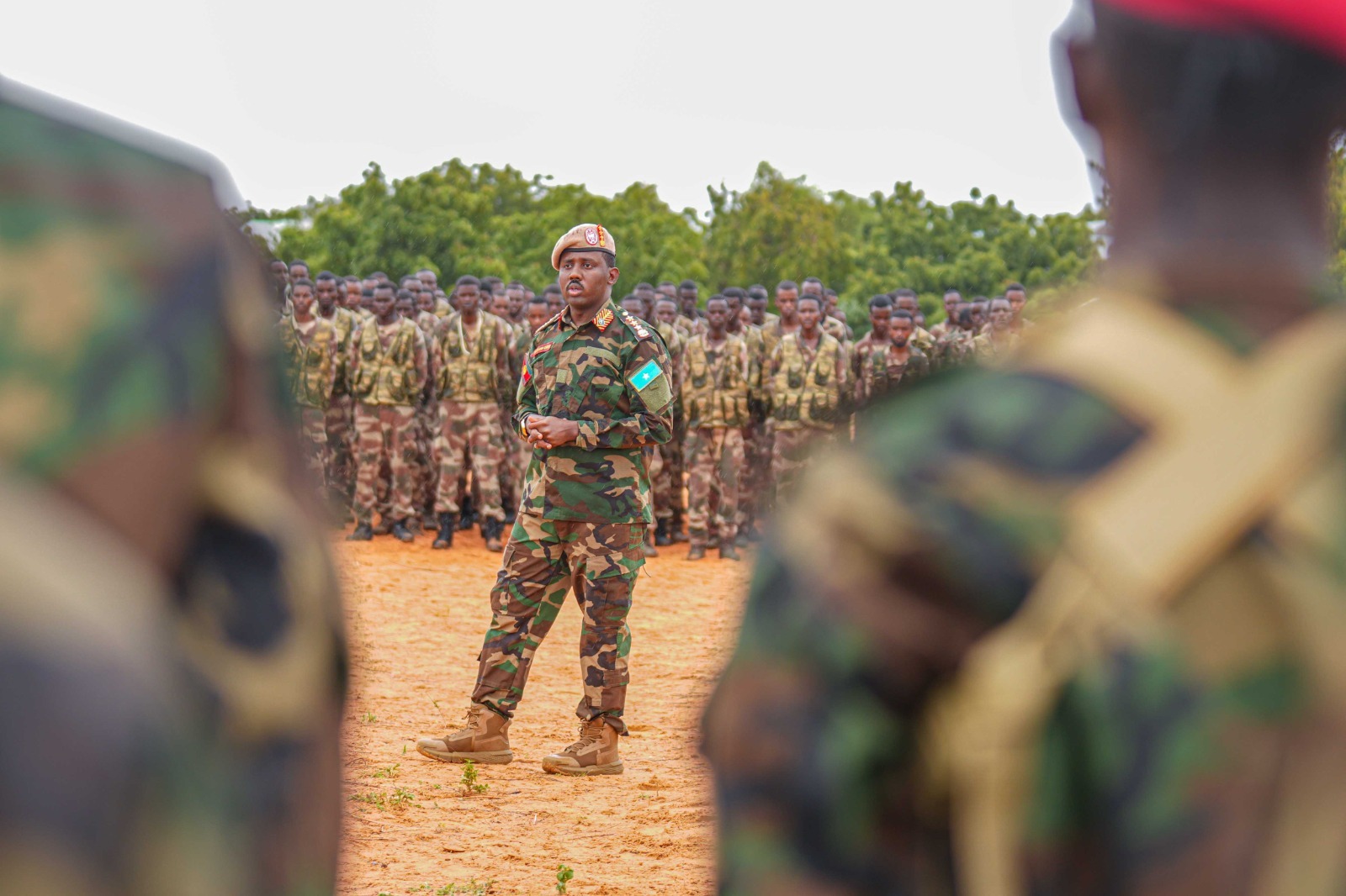 SNA Commander Visits Gorgor Command in Mogadishu